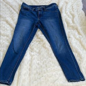 Universal Thread Mid-Rise Jeggings